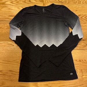 GAP Black and White Patterned Long Sleeve Tee